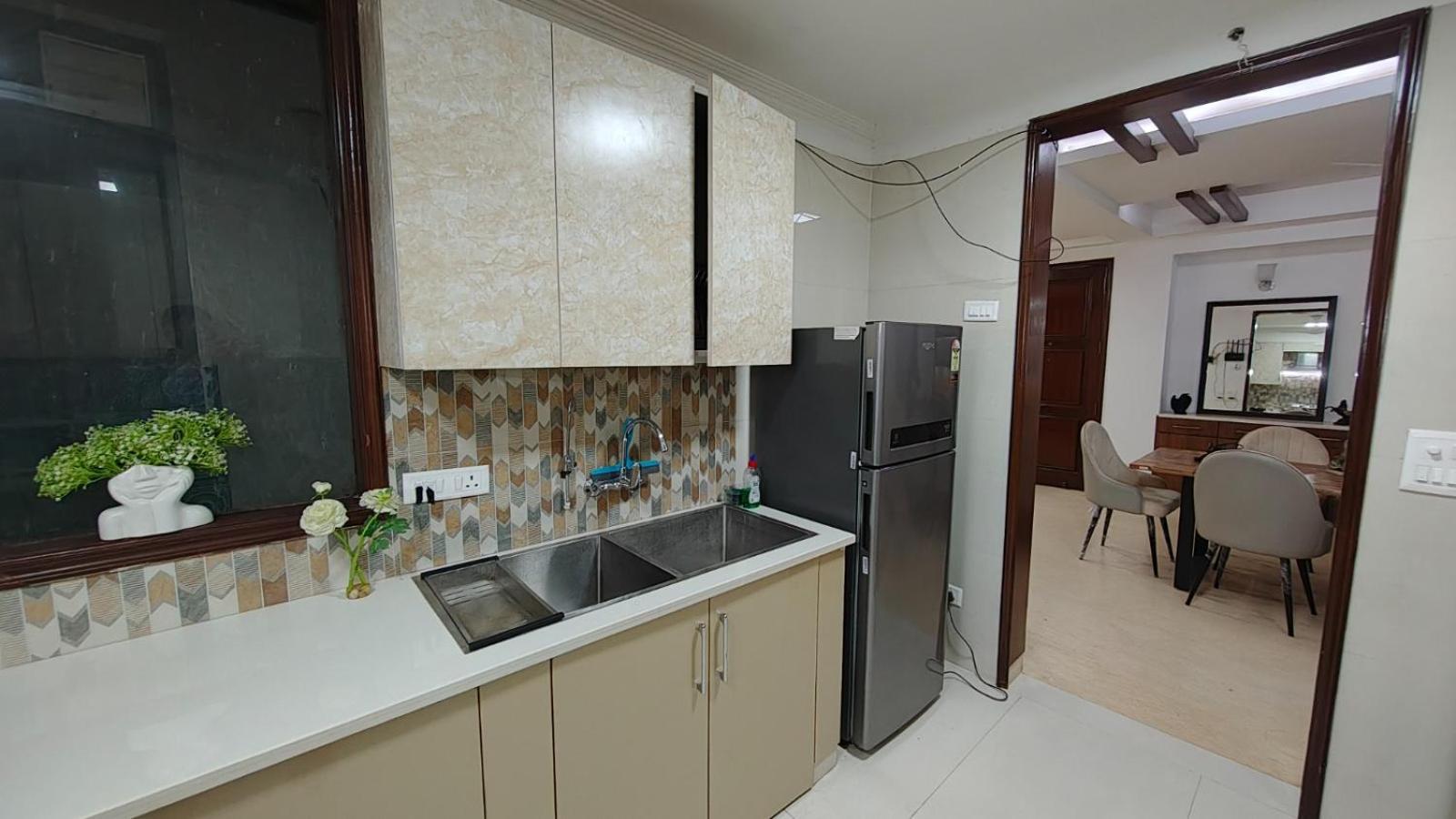 Divine India Service 4bhkj-45 Apartment